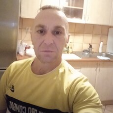 Юрий, 45