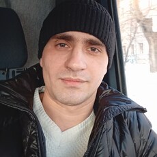 Тарас, 30