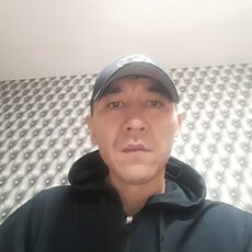 Юрий, 39