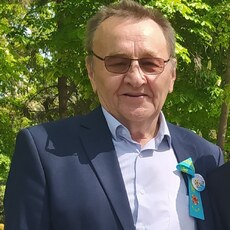 Яша, 62