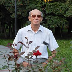 Валентин, 54