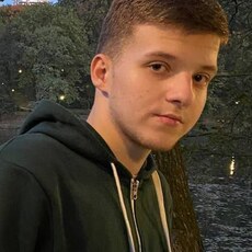 Артёмий, 19