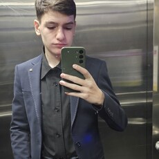 Иван, 19