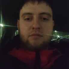 Михаил, 33