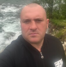Дима, 40
