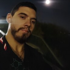 Иван, 26