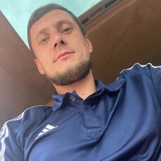 Юрий, 39