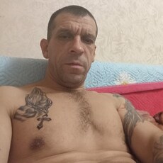 Валя, 43