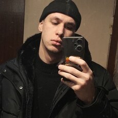 Павел, 24