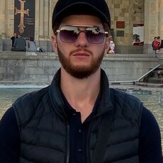 Вадим, 25