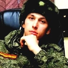 Гена, 22