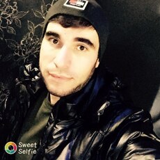 Харитон, 32