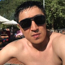 Вадик, 35