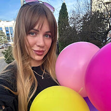 Лариса, 22