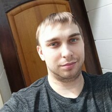 Миша, 37