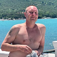 Валентин, 46