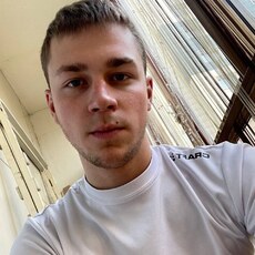 Егор, 23