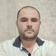 Роман, 45
