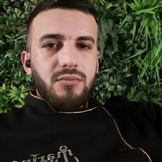 Артур, 26
