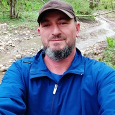 Макс, 48