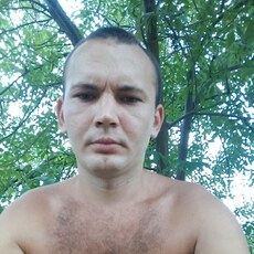 Гриша, 31