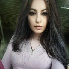Надя, 28