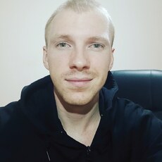 Илья, 26