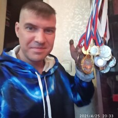 Гена, 45