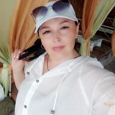 Юлиана, 54
