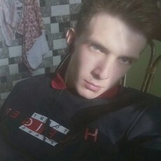 Евгений, 25