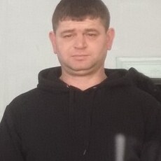 Максим, 27