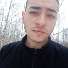 Антон, 25