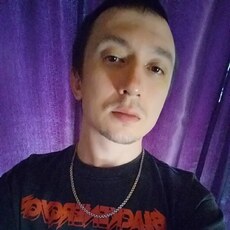 Демьян, 32