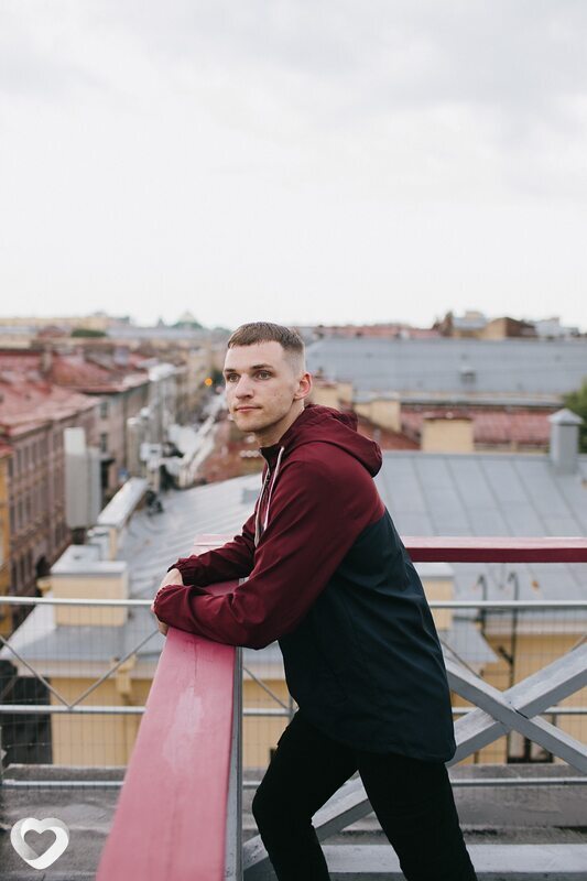 Виктор