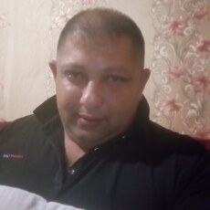 Ринат, 37