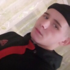Иван, 20