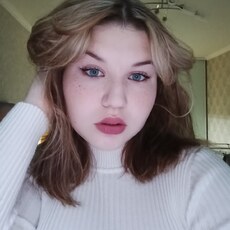 Юля, 19