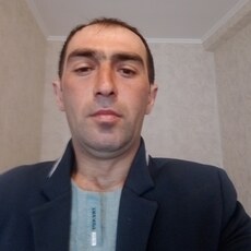 Валентин, 37