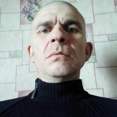 Яша, 42