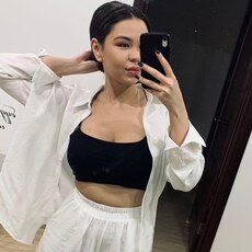 Надя, 21