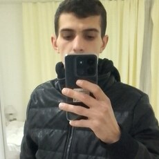 Марик, 27