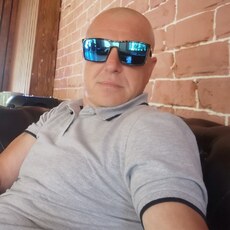 Гриша, 43