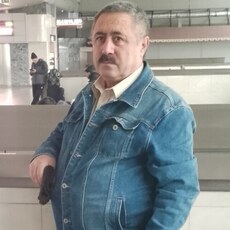 Валера, 60