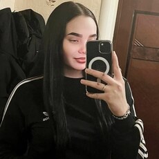 Злата, 22