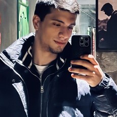 Даня, 23