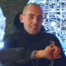 Даня, 33