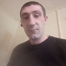 Кузьма, 33