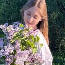Лена, 19