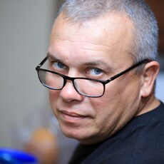 Гриша, 54