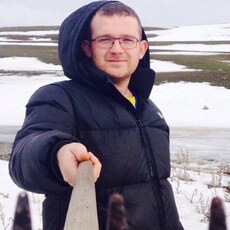 Гена, 33